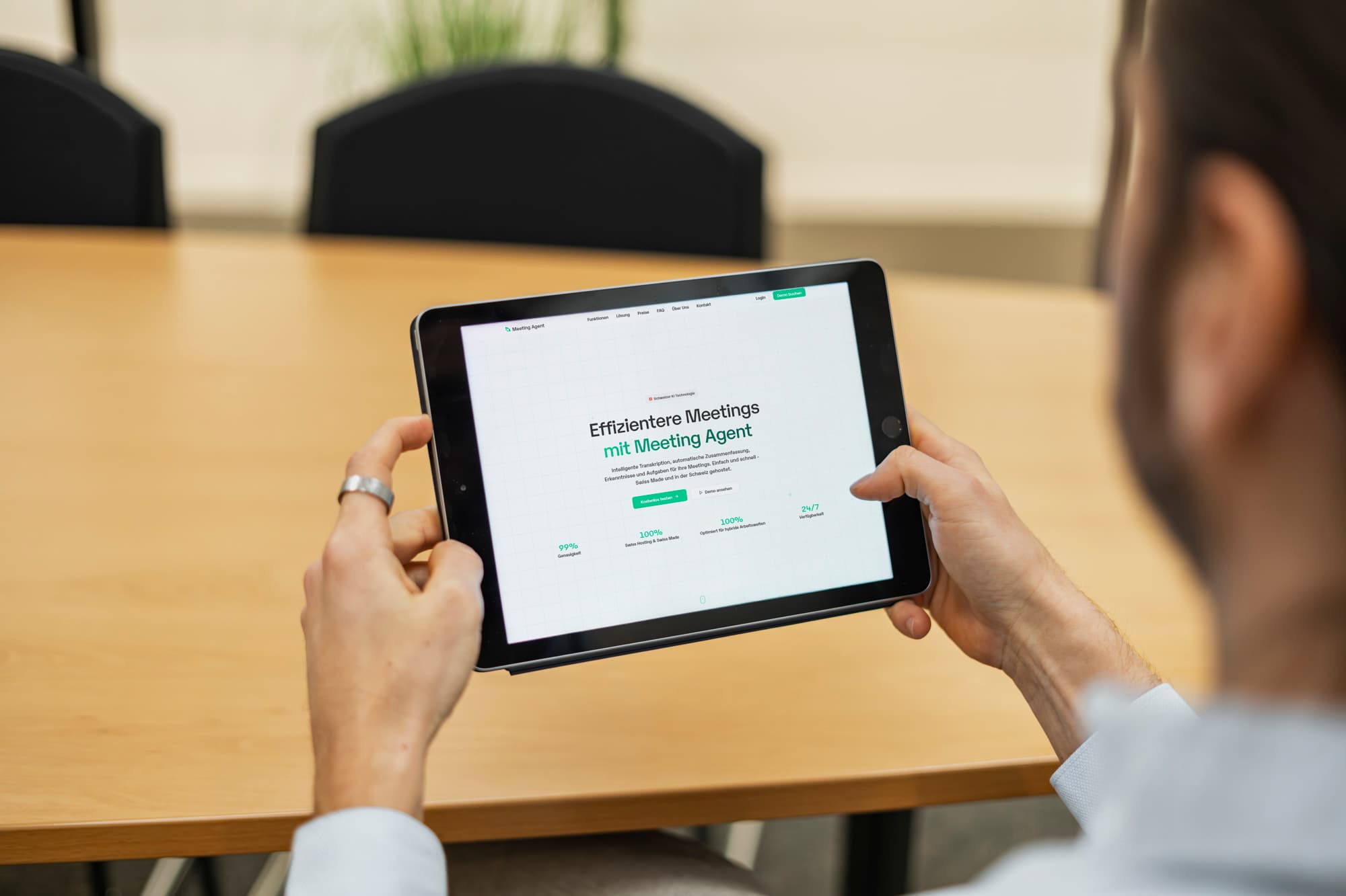 Gratis Audio transkribieren mit dem Meeting Agent – Anwendungsfälle für verschiedene Branchen